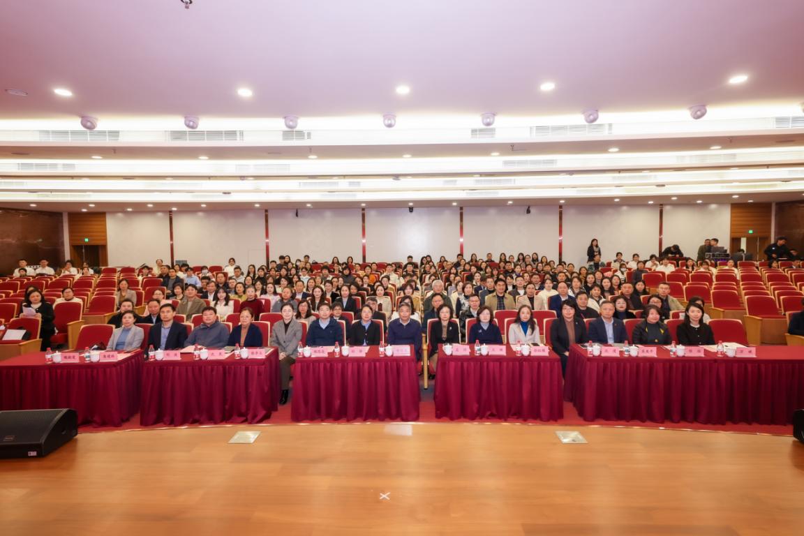 万象城官网召开2026年新学期学生工作会暨就业工作推进会
