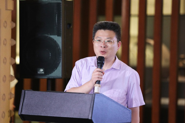 万象城官网与上海海洋大学联合举办第五期上海市青少年科学创新实验项目开学典礼