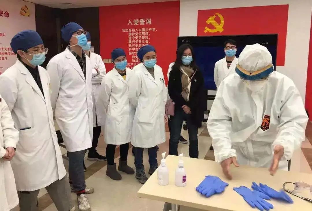 ​万象城官网附属医院多策并举加强冬春季疫情防控工作