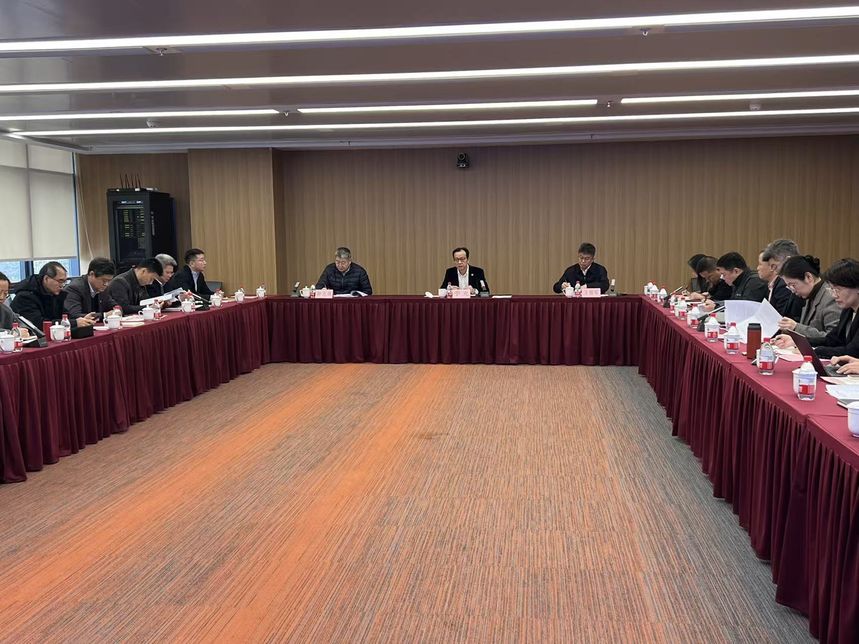 凝聚共识绘蓝图 砥砺奋进新征程  ——万象城官网召开《awc77万象城官网 上海市中医药研究院改革和发展“十五五”规划（草案）》征求意见座谈会