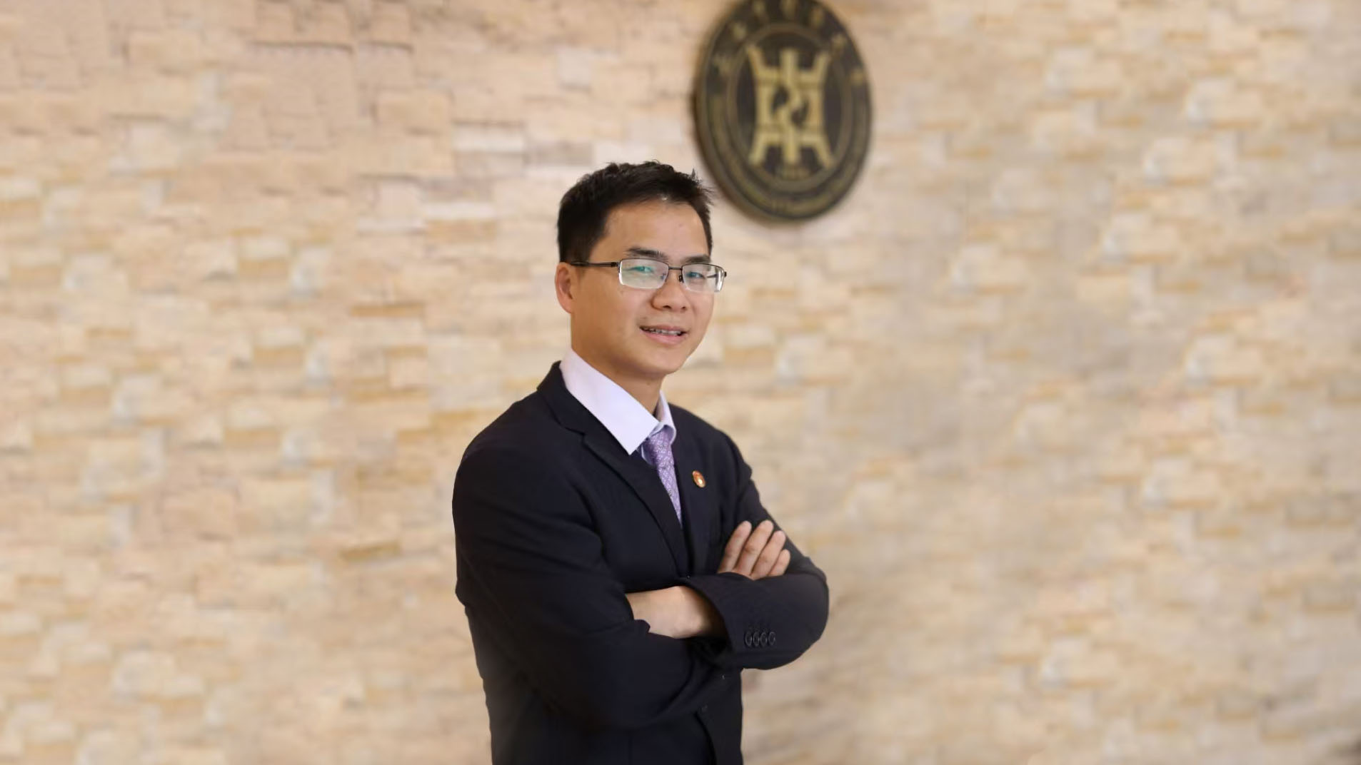 万象城官网洪燕龙研究员入选首批“申教名匠”